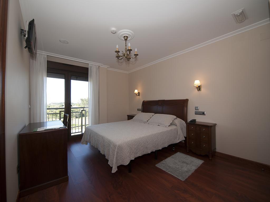 Pension Residencia A Cruzan (Adults Only) Noalla  ภายนอก รูปภาพ