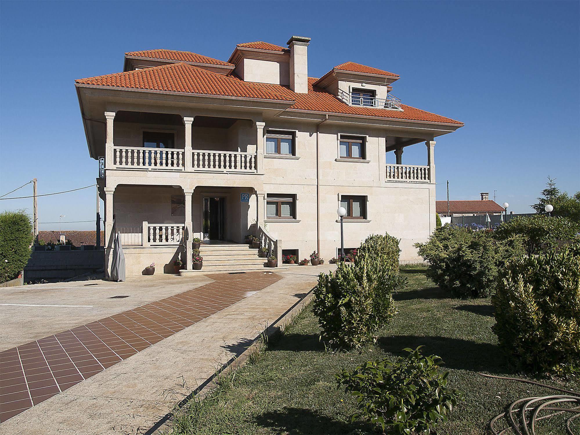 Pension Residencia A Cruzan (Adults Only) Noalla  ภายนอก รูปภาพ